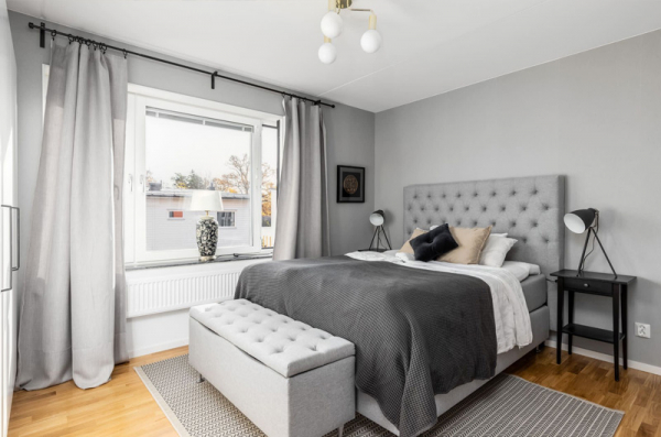 Обзор шведской квартиры в стиле ИКЕА: скандинавский минимализм с белыми стенами