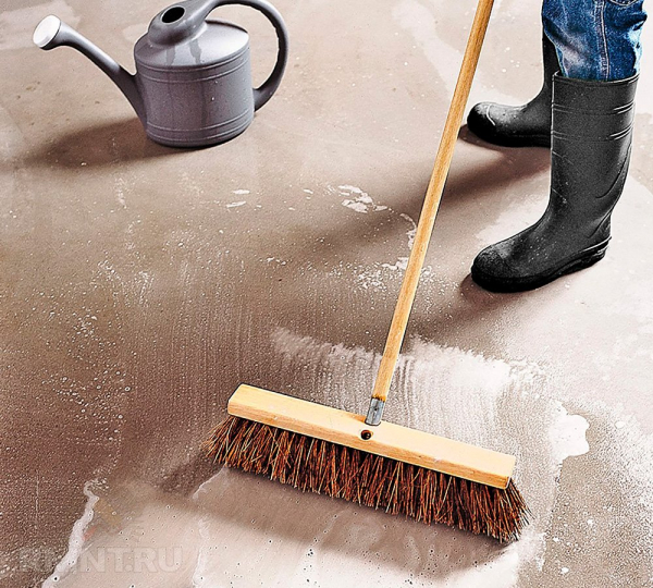 





Как очистить бетонный пол в гараже или подвале



