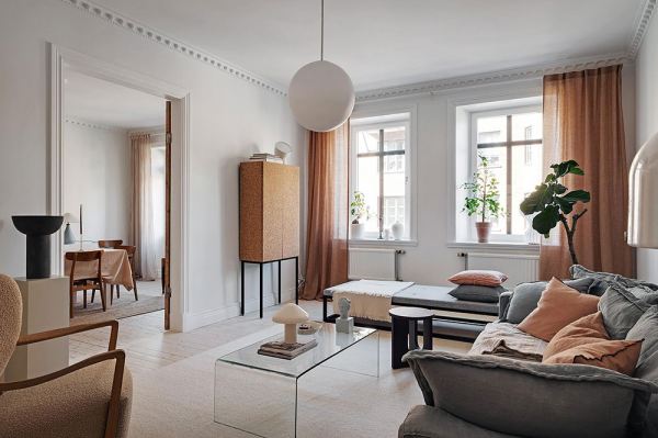 Бежевые и коричневые акценты в дизайн скандинавской квартиры