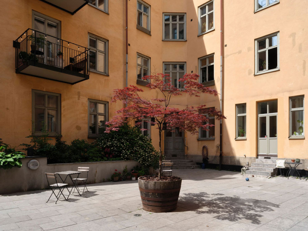 Парк за окном как уютный фон для интерьеров: квартира в Гетеборге (83 кв. м)