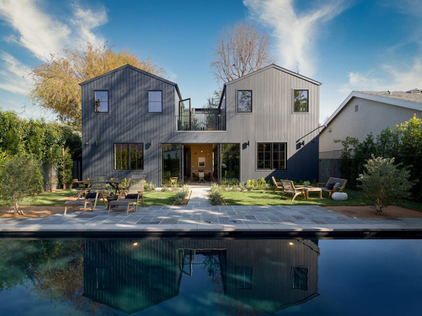 Микс калифорнийского и скандинавского стиле в дизайне дома в Лос-Анджелесе