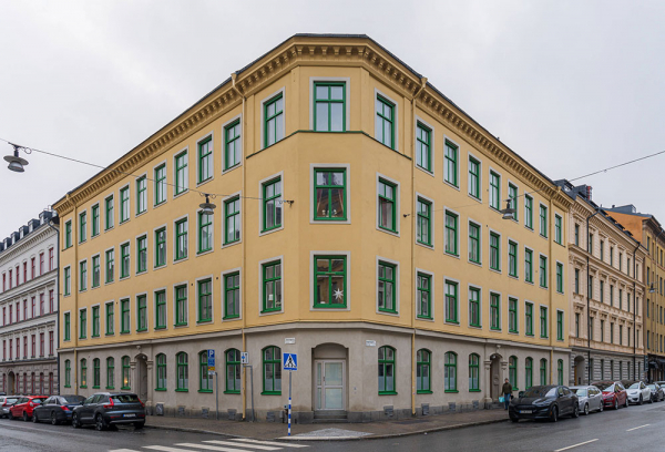 Просторная квартира в Стокгольме с уютным современным декором (70 кв. м)