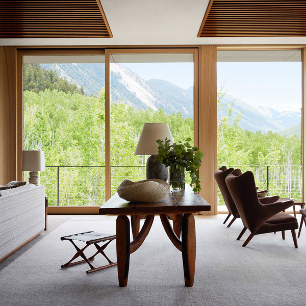 Модный дизайн современной резиденции в горах штата Колорадо